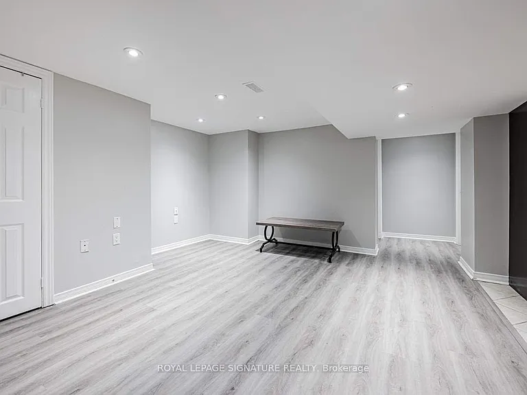 87 Watson St #BASEMENT — Photo 6