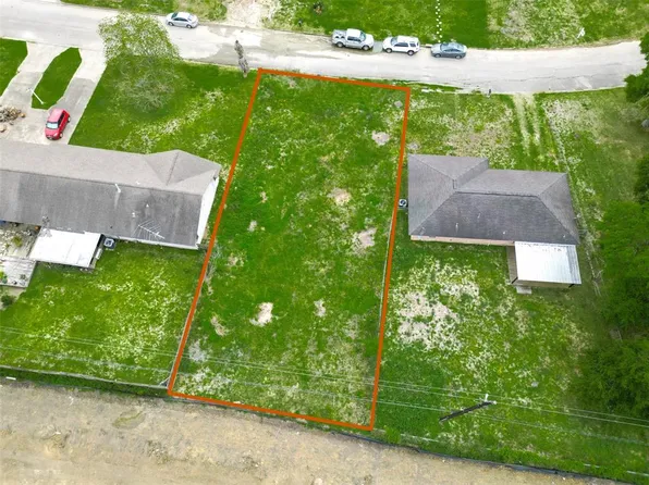 219 Spruce Lake Road, Houston, TX 77336