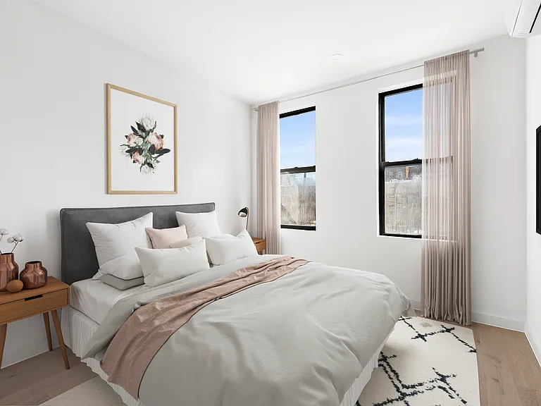 35-21 Crescent St #1B — Photo 6
