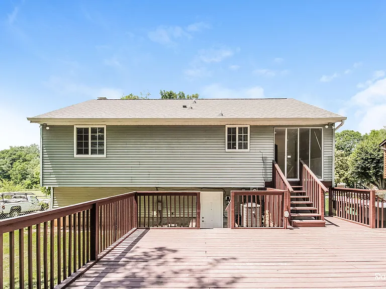4800 Cheviot Rd — Photo 15