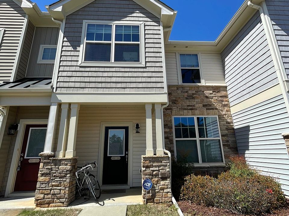 1st image of 14 Pilatus Dr