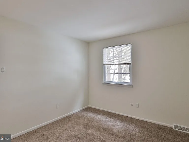 305 S Warminster Rd #B2 — Photo 26