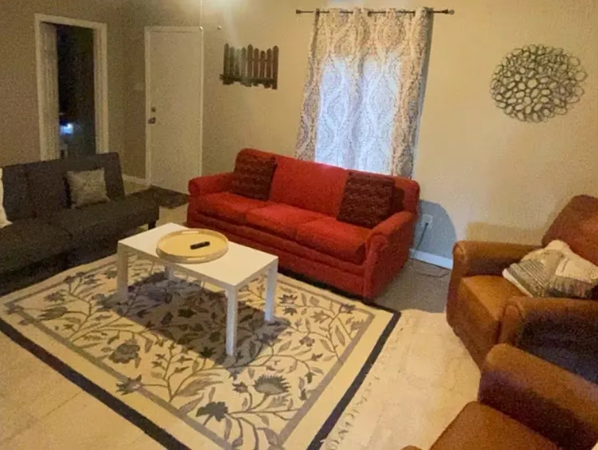2 bed, $2,600 — Photo 4