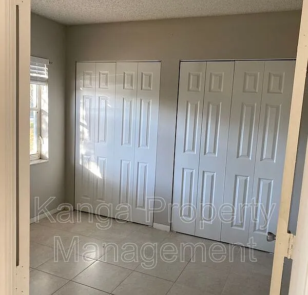 11451 NW 35th St — Photo 11
