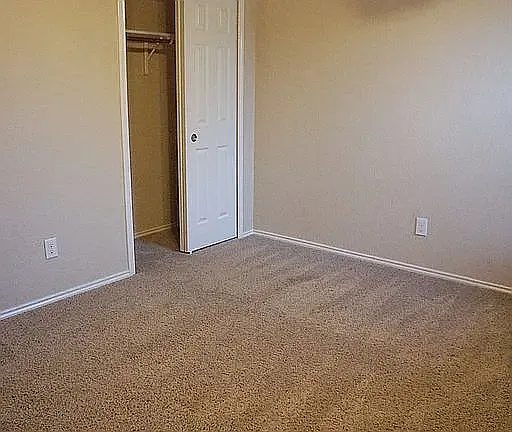 12131 Karnes Way — Photo 5