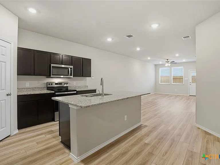 1126 Stone Valley Rd #B — Photo 3