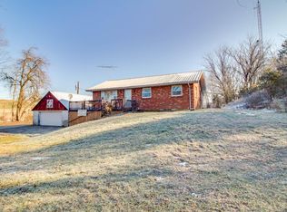 2 Smokey Hollow Rd, Batchtown, IL 62006