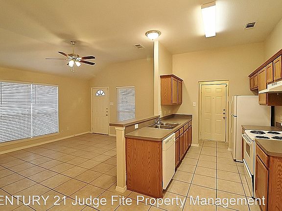 3rd image of 1711 Novella Ct