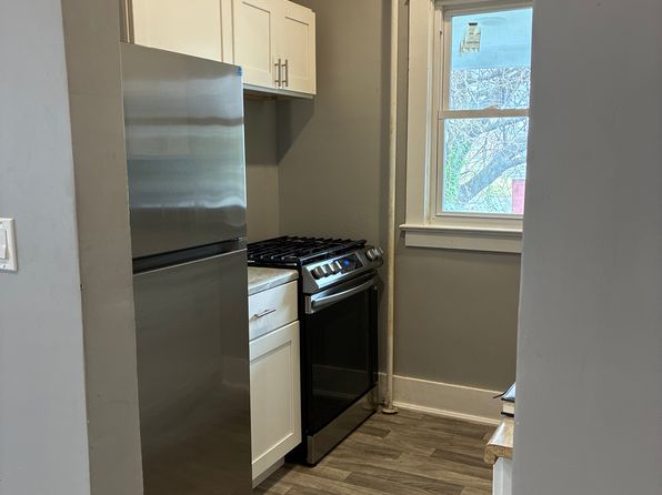 573A S Main St APT A