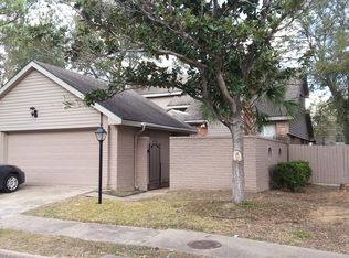 5102 Spring Forest Dr, Houston, TX 77091