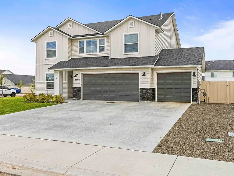 16888 Courtney Way — Photo 1