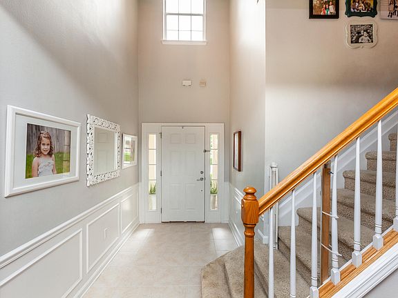 2nd image of 6290 Autumn Berry Cir