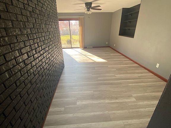 5th image of 406 Westfield Dr