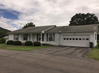 240 W East Neatherly Rd, Mountain City, TN 37683