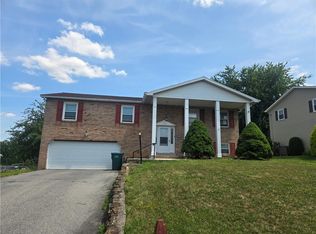 965 Hill Dr, Allentown, PA 18103