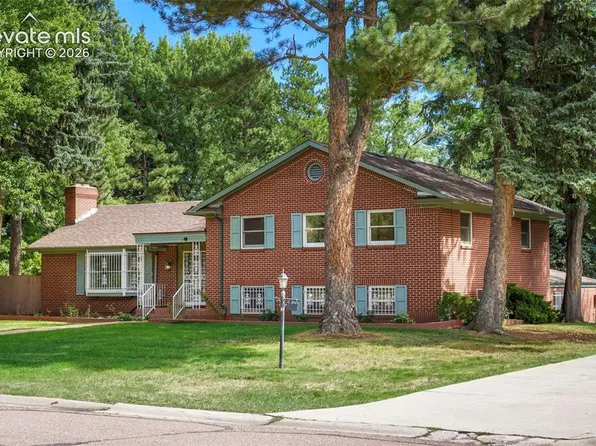 29 Briarwood Pl, Colorado Springs, CO 80906