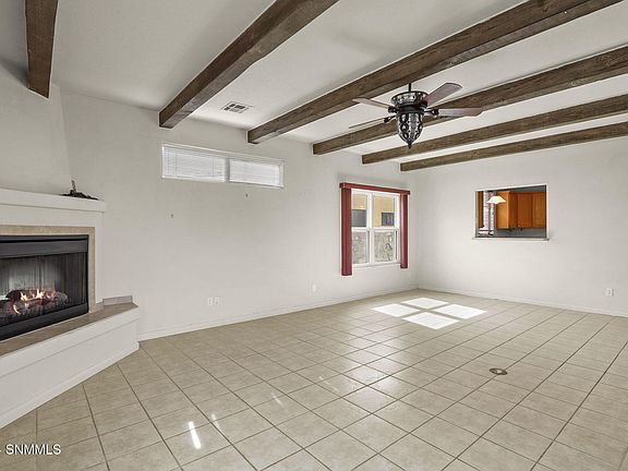 4th image of 3813 Yellowstone Dr