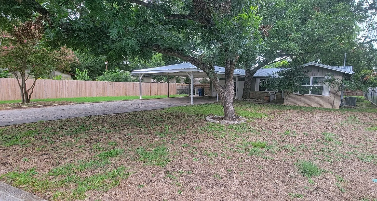 2 bed, 794 sqft, $1,600 — Photo 3