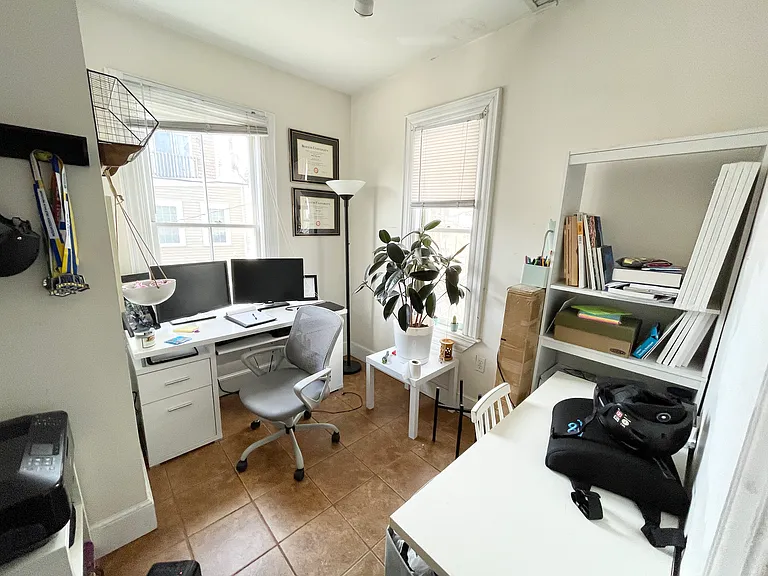44-46 Ward St #3 — Photo 8