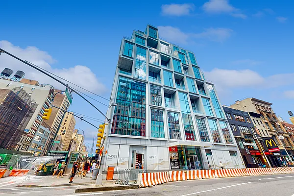 Rented by Douglas Elliman | media 23