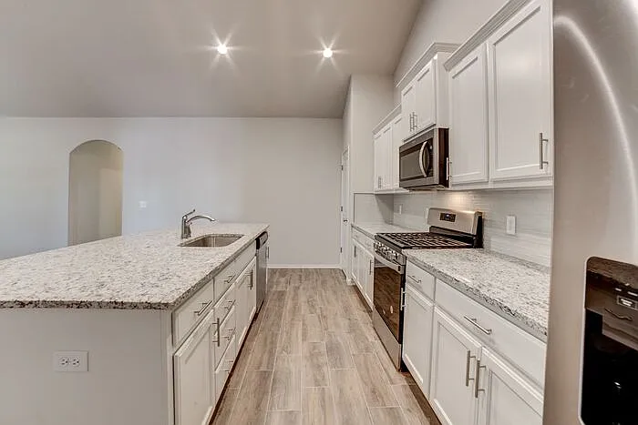 2421 W Imperial Ct — Photo 20