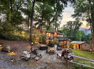 290 Dogwood Dr, Maggie Valley, NC 28751