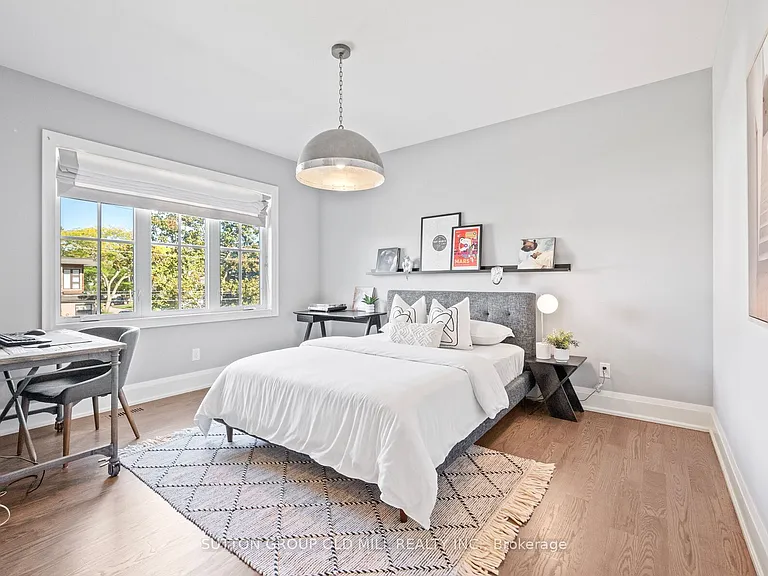 8 Cumberland Dr — Photo 40
