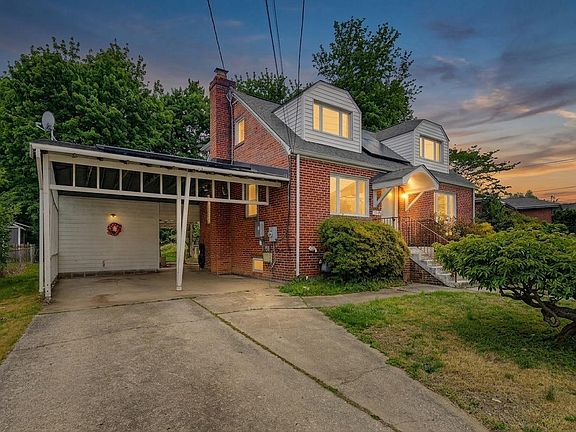 2nd image of 10202 Gardiner Ave