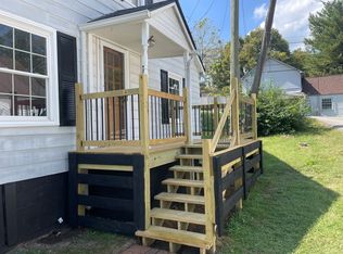 101 Martin St, Midway, KY 40347