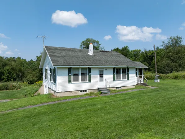 209 Lincolnville Avenue, Belfast, ME 04915