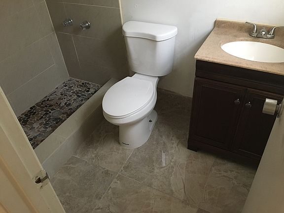 5th image of 95 NE 41st St #192M