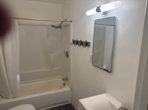 817 El Terino Ave, Modesto, CA 95350