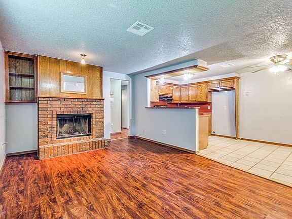 5th image of 941 SW 64th St