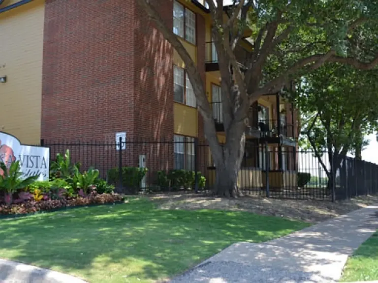 Buena Vista Estates — Photo 6