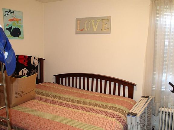 5th image of 21 Goulart Ave