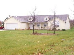 24631 Snell Rd, Columbia Station, OH 44028