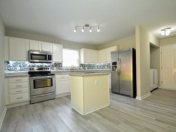 2nd image of 5437 Pageford Dr