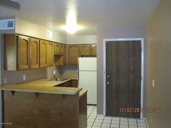 2nd image of 3119 W Cochise Dr Unit 208