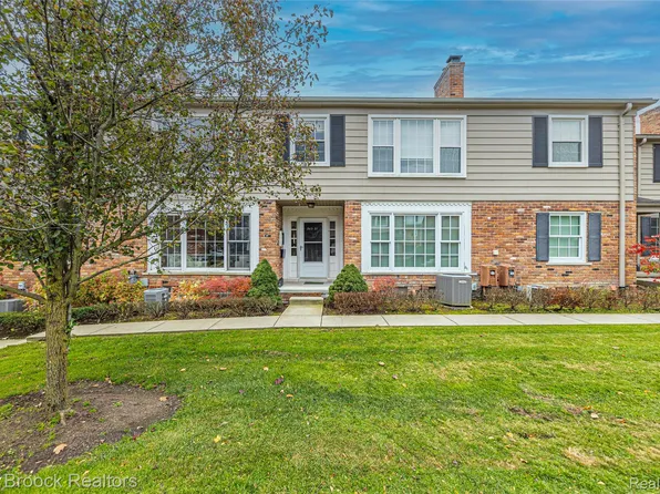 549 N Old Woodward Ave, Birmingham, MI 48009