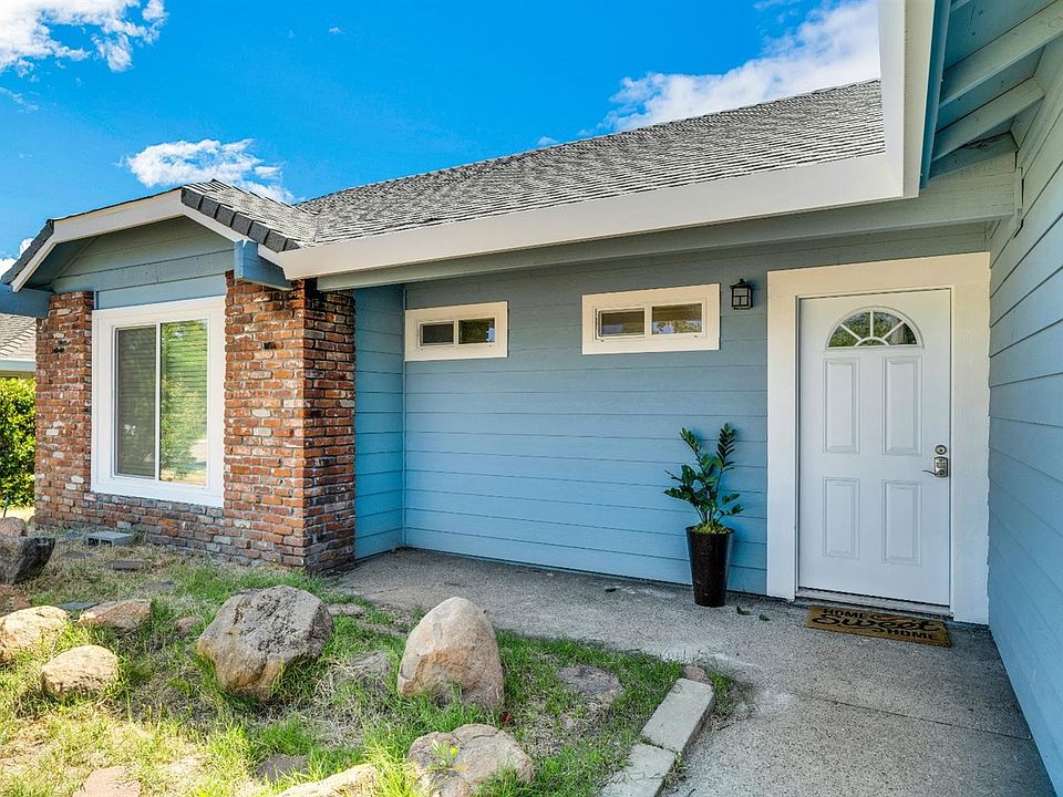 1st image of 949 Santorini Ln
