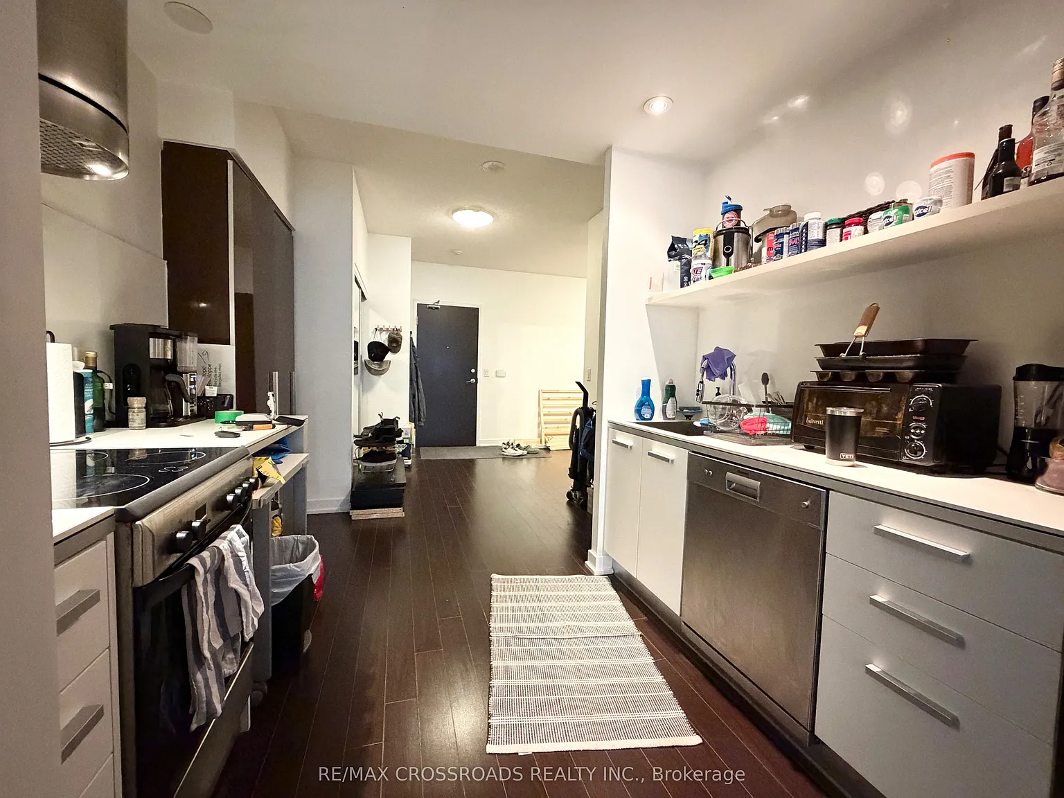 2 bed, $2,550 — Photo 4