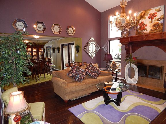 4th image of 4503 Village Oak Dr
