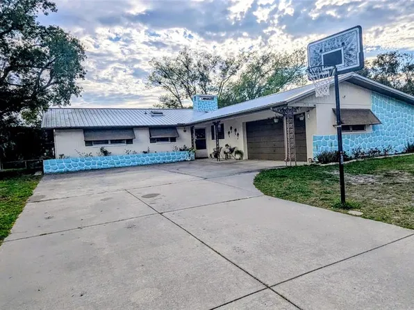 7510 Pineapple Ln, Port Richey, FL 34668