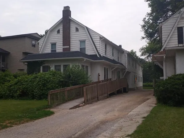 532 College Ave #1, Dekalb, IL 60115