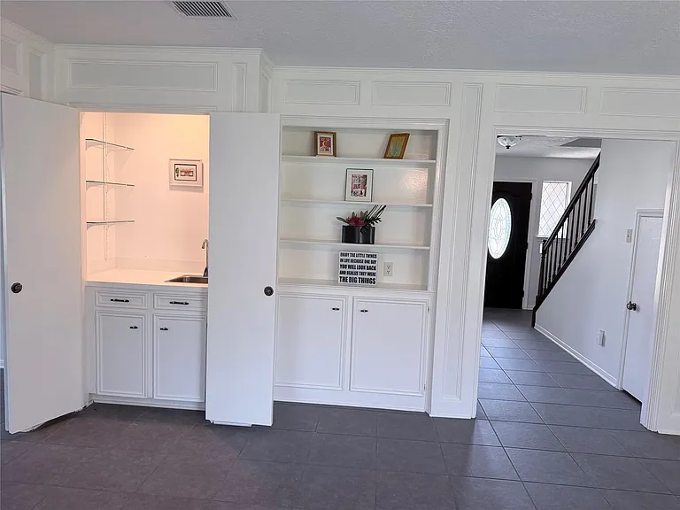 2306 Rushbrook Dr — Photo 8
