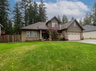 2121 Fall Valley Ln, Maple Falls, WA 98266