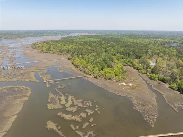 24 Sheldon Ln, Hilton Head Island, SC 29926