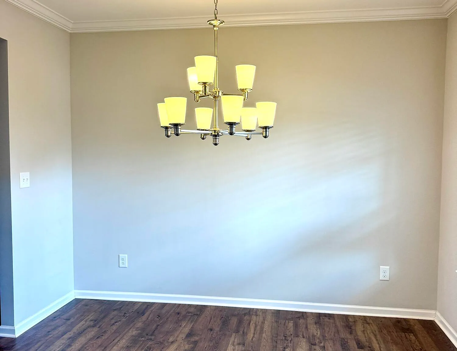 4 bed, 3.5 bath, 2732 sqft, $2,595 — Photo 4