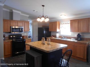 9058 Central Ave, Brooksville, FL 34613