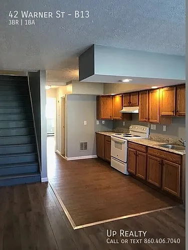 42 Warner St Photo 1